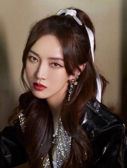 别小瞧小小的耳饰！挑选不好也会让穿搭大大减分，速度收藏起来！