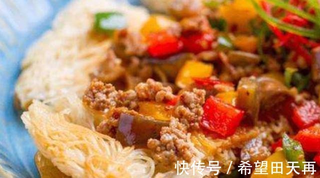 面条不一定要煮着吃,做成锅巴同样美味,脆嫩又鲜香,家人都爱吃!