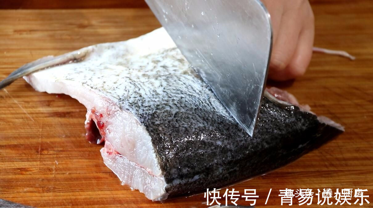 教你做砂锅焗鱼头,全过程不加水,鱼肉鲜嫩入味,做法简单易学