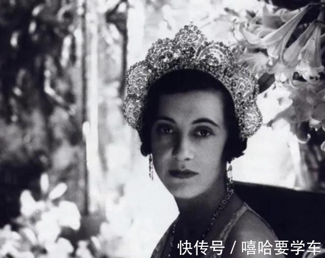 祖母绿宝石 欧洲王室的奢侈华丽首饰,贵在设计巧妙,经典的款式百年不会过时!