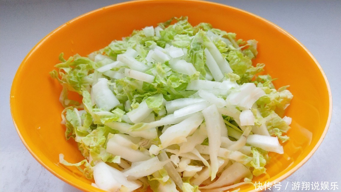 好喝|皮蛋瘦肉粥这种做法,简单又好喝,营养美味,看一遍就学会