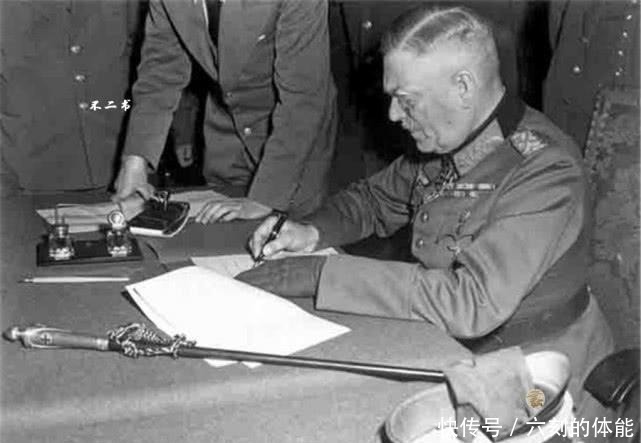 镜头|二战老照片镜头前投降的德军士兵，失去了昔日不可一世的疯狂