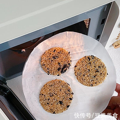 非油炸??米饭巧做海苔锅巴??嘎嘣脆巨好吃
