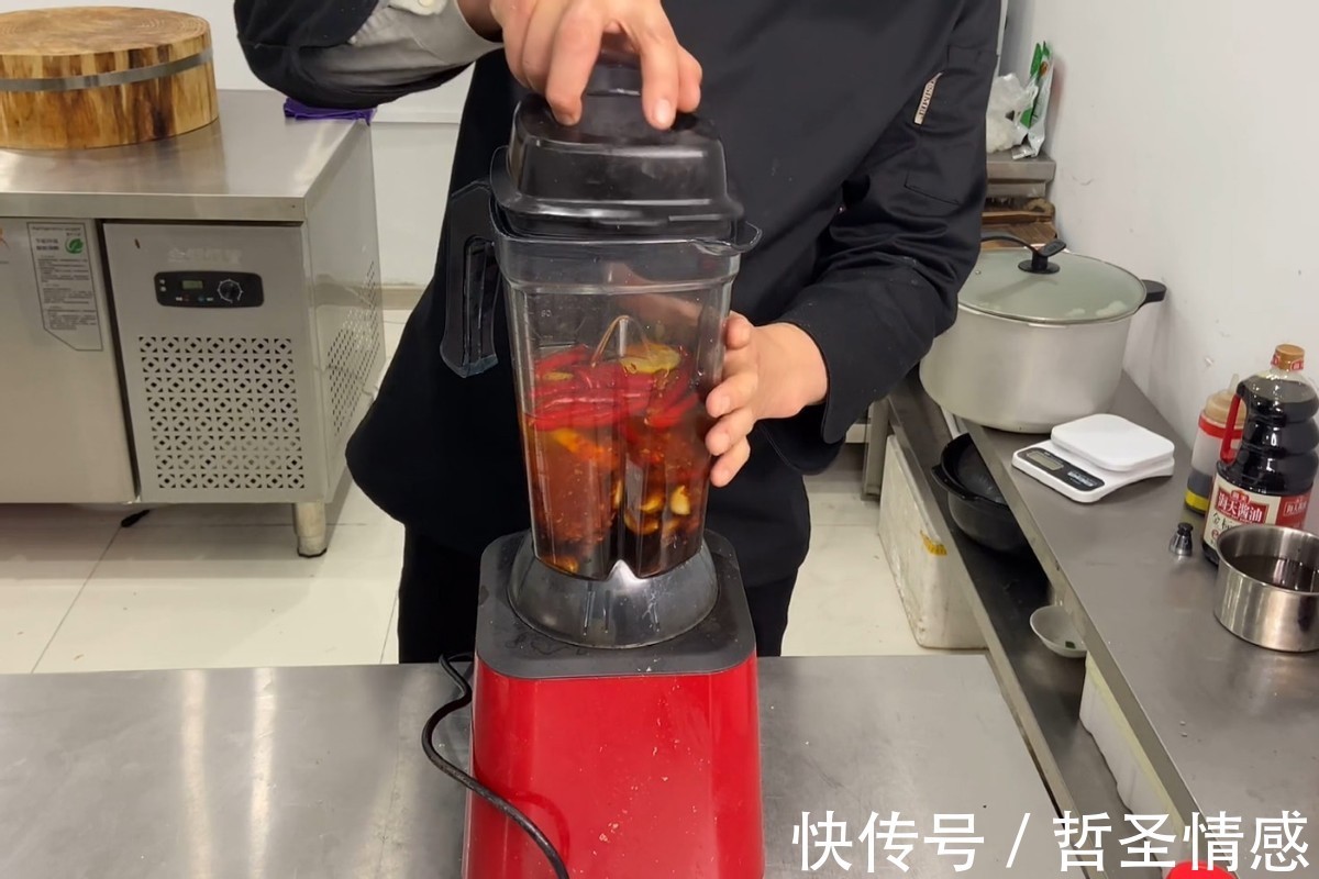 红油|泰式柠檬去骨鸡爪的简单做法,30元的成本,做出两百元的美食