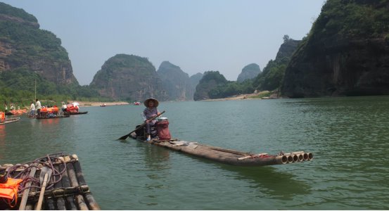 美丽的龙虎山，值得大家一去