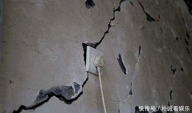 开裂|秋季墙面怎么保养3种常见“症状”，对症下药巧上家居美容课