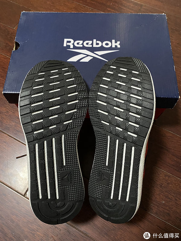 reebok 实惠又小众的跑鞋Reebok FOREVER FLOATRIDE EN