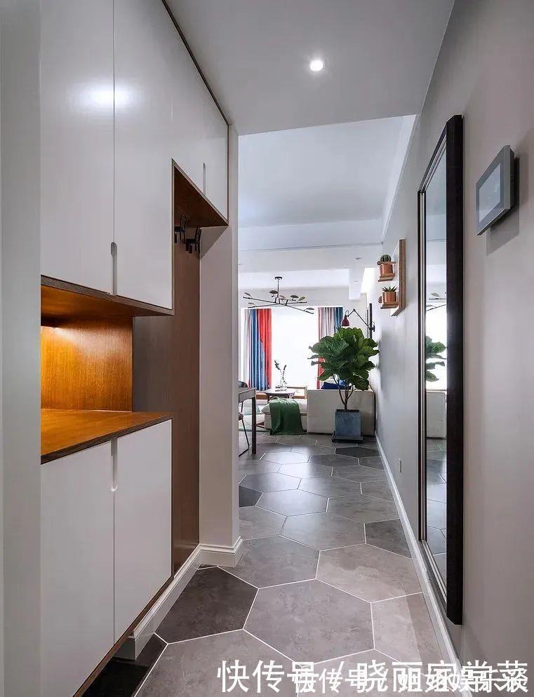 衣柜|别看玄关这么小，这样一装比衣柜还实用，朋友一进门就称赞不停！