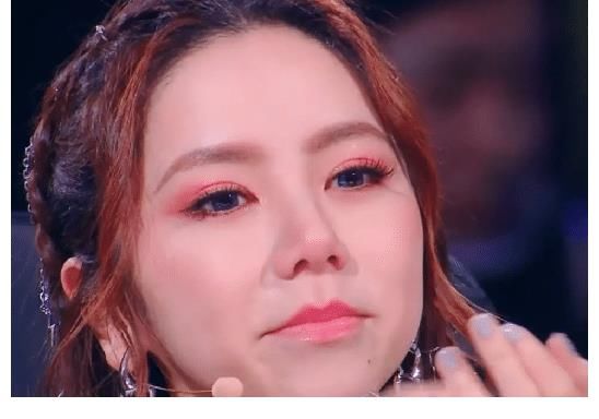 谢霆锋拍手称赞，邓紫棋感动落泪，这档汇集民间高手的综艺太顶了