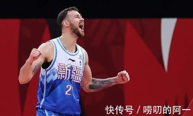 纪录|CBA历史单场篮板纪录:姚明两次30+,前10被外援占据,1人独占5席