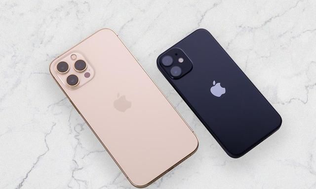 iPhone|精致小屏手机：iPhone 12mini你喜欢吗？