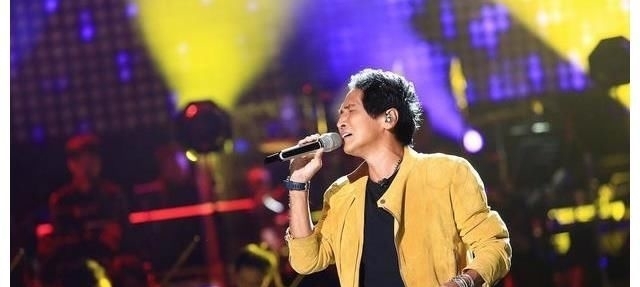 齐秦又退赛了,是档期冲突还是拖累了张碧晨