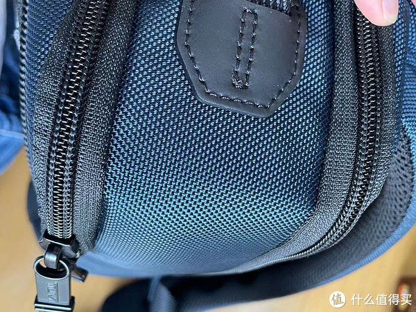 d走下“神坛”的TUMI，Davis双肩包虽然耐用但细节拉跨