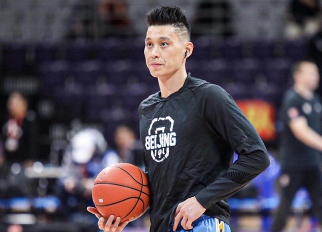 林瘋狂|結束身體觀察，林書豪完成球員注冊，首鋼沖擊冠軍的底氣又增加了