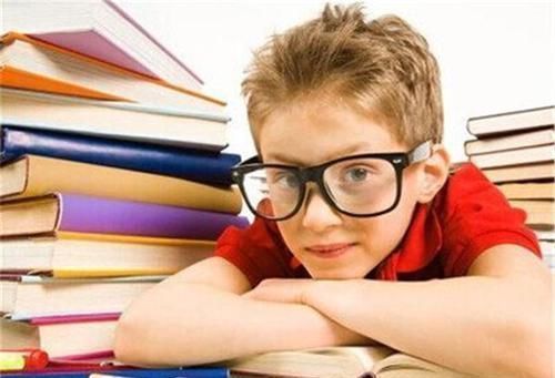 新东西|从小有3个特征的孩子,智商一般不低,若娃全中,家长该偷笑了