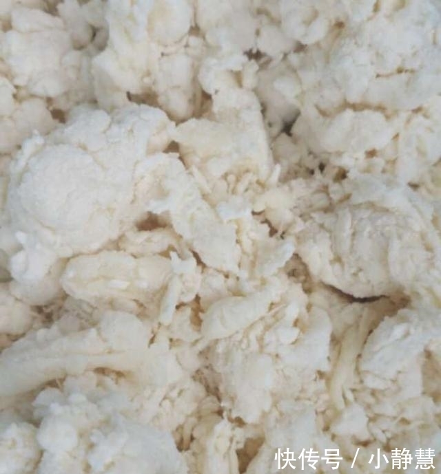 吃法|乡下婆婆告诉你一个盐葱饼的新吃法，外酥里嫩，把我都给吃撑了