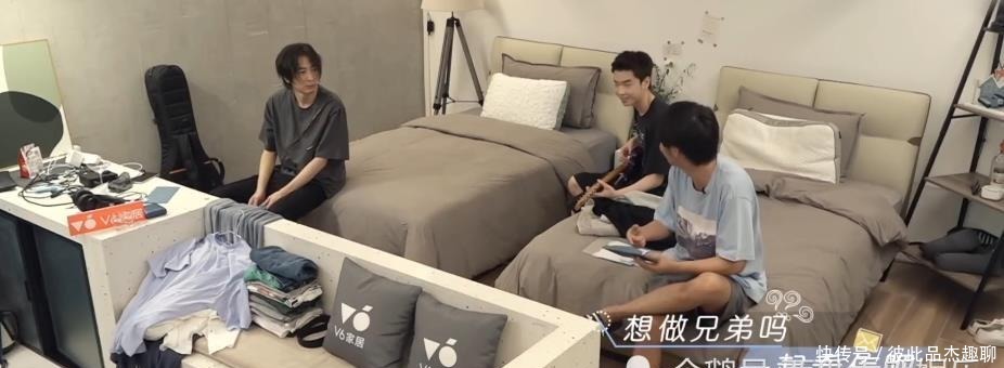 闪亮|我们恋爱吧2,男四闪亮登场广受好评,女二绿茶人设引起观众热议