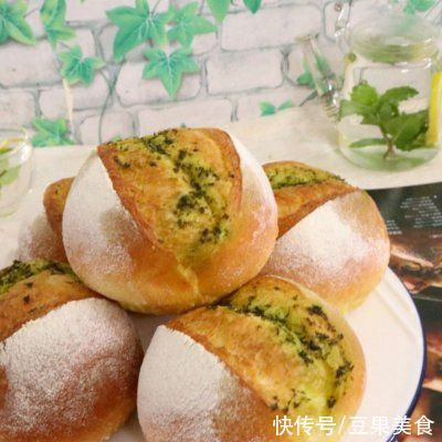 成品|10分钟快手菜一份面团几款面包，做饭不发愁