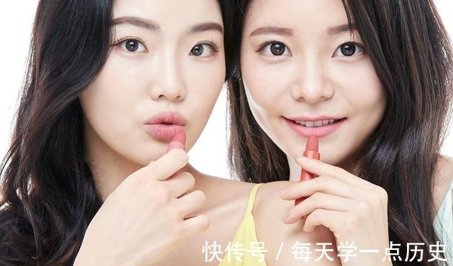嘴唇 口红应该怎么选手把手教你选出真爱口红!