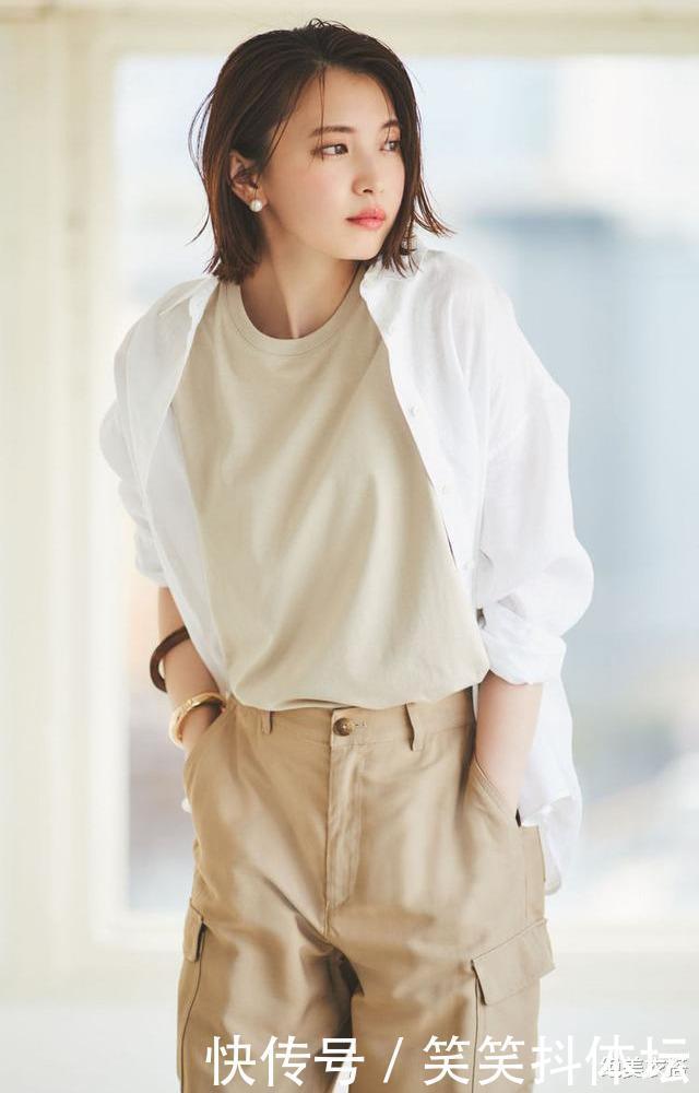 优衣库啥时候这么贴心了瞧日系“宅家穿搭”,基本款照样很时髦
