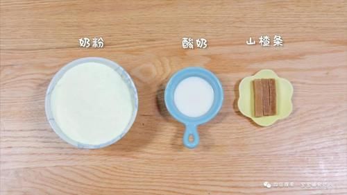 不用开火,3种食材放一起,揉一揉就能吃!开年最简单的小零食