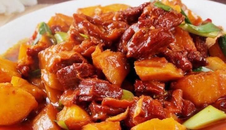 20年大厨教你烧牛肉的最好吃做法,牛肉软烂鲜香美味,不腥不柴!