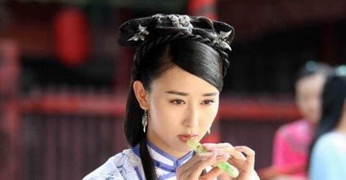 皇后|她是大清第一才女皇后，封号无人能及，死后儿子被“情敌”抚养！