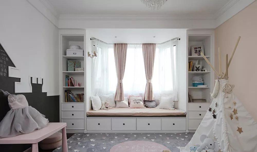 鸡肋|家里飘窗很鸡肋?学着这样装,功能多得堪比一间房,太实用了!