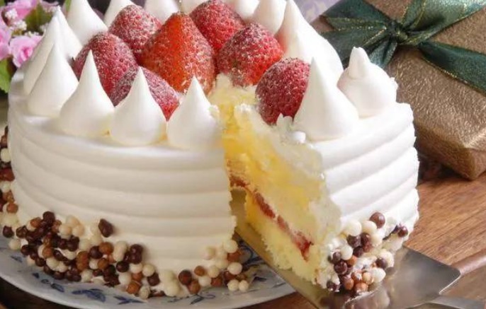 血压|血压高的人,不想脑溢血,少碰4种食物,谨记补三物,做三控