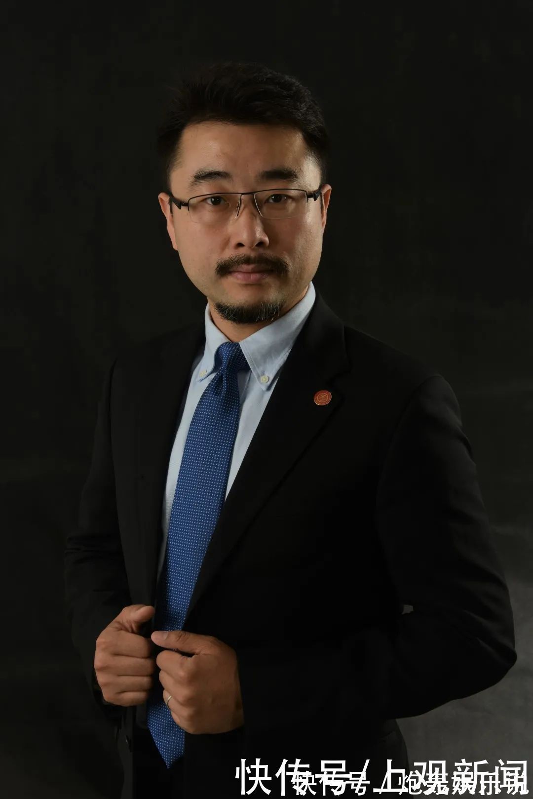 手术|国内首例！交大自研单孔手术机器人展身手