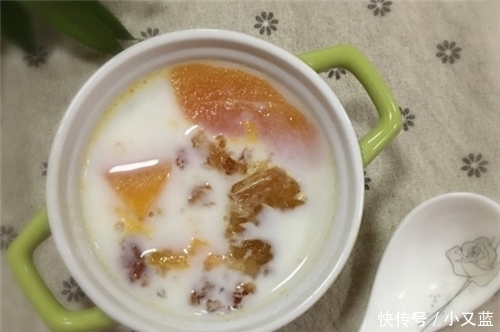 银耳|它是穷人的“燕窝”,一碗它相当于5碗银耳,40岁的人25岁的脸!