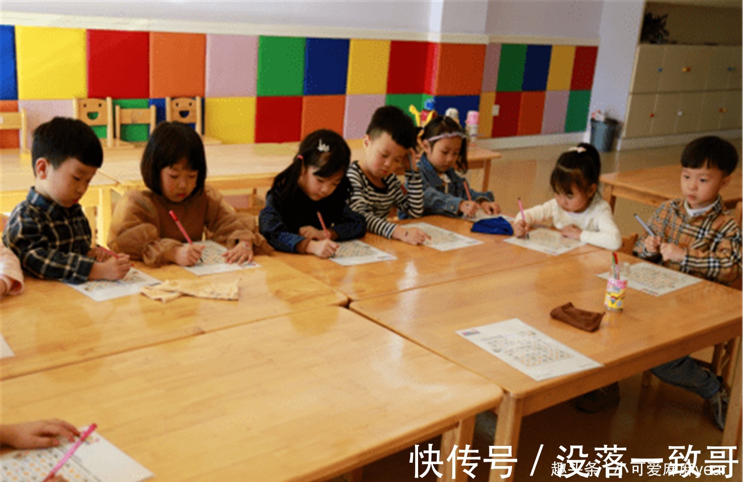 宝妈|英国耗时70年追踪发现:影响孩子未来的是这3点,而非“高智商”