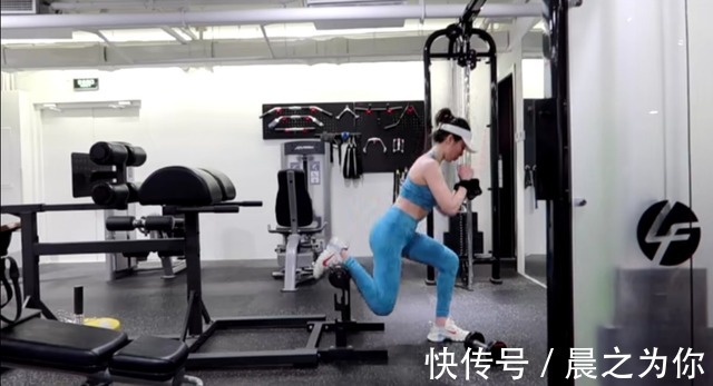 wiktori波兰健身达人，颜值高，身材凹凸有致，靠美臀吸引了不少粉丝