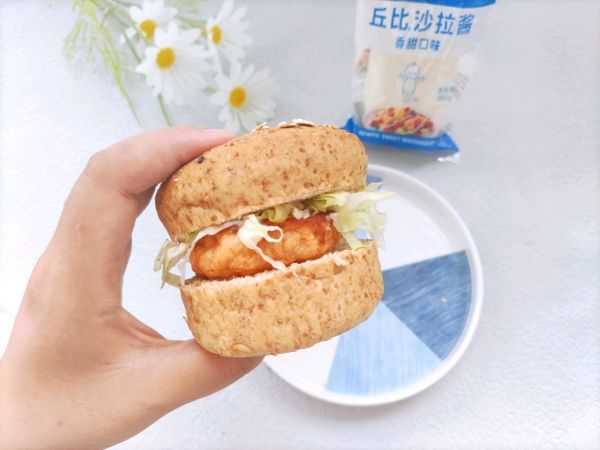 鲜虾饼|鲜虾全麦堡