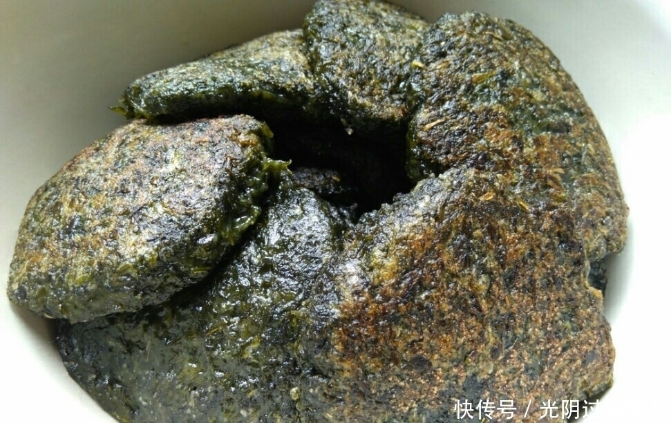 艾叶粑粑|南方妇女做的独特小吃,北方很多人没吃过,你吃过几个?