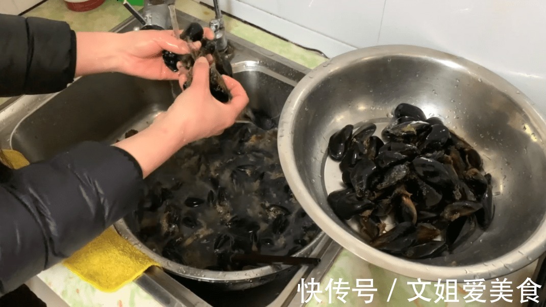 闺蜜|春天海虹刚上市,经济实惠,只要2元一斤,还营养满满