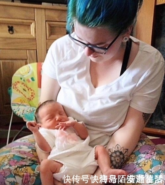 胎儿|做B超时胎儿总是捂着脸,宝宝生出后医生“彻底傻住”