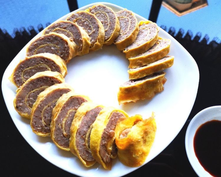 美味|教你营养美味的猪肉蛋卷，香气四溢超好吃，孩子们都馋得不行