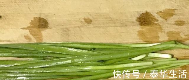 老少皆宜|冬天多给孩子吃这菜,补钙还健脑,1元1斤,孩子常吃个头窜一窜