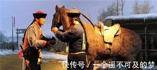 周幽王|古人“八百里加急”时,土匪为何从不敢劫看他腰间绑的是啥