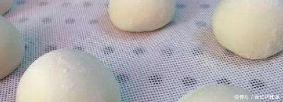 蒸馒头记得这个4个技巧,保证你馒头蒸出来香软蓬松,又白又嫩