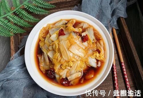 大厨|醋溜白菜，白菜直接下锅就错了，难怪不好吃，大厨这样做才对