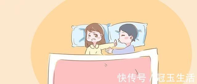 老公|怀孕之后的这两个阶段,最好跟老公分床睡,不仅是为了胎儿健康