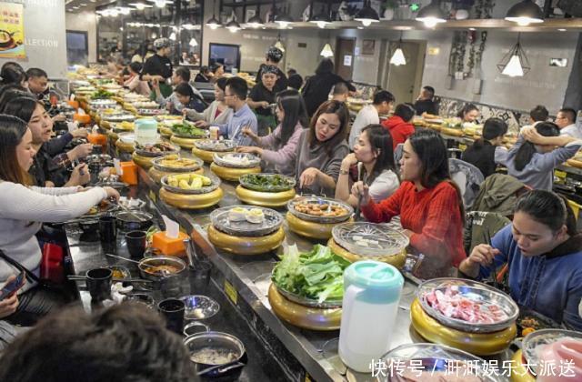 老板|自助火锅,3种贵菜被藏在角落,顾客却视而不见,老板都偷着乐