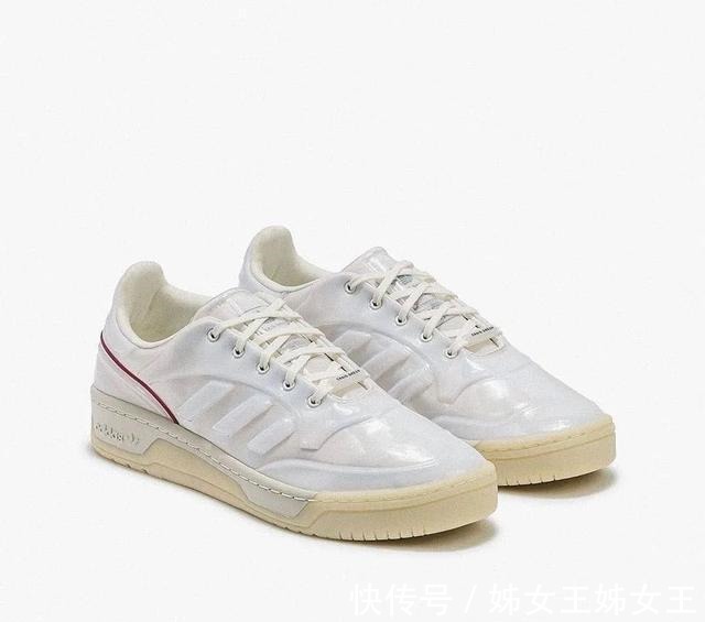 联名 “蟑螂侠”回归,还带来了这双天价联名|今日球鞋上脚!