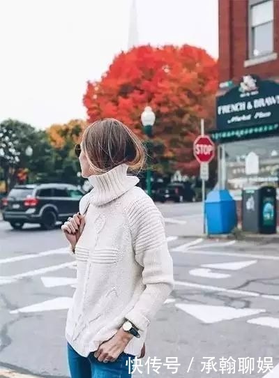 今年最火的高领毛衣,这样穿才够美!