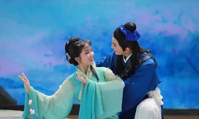 鹊桥仙@4首绝美七夕诗词,带来千年前古人的浪漫,让人拍案叫绝