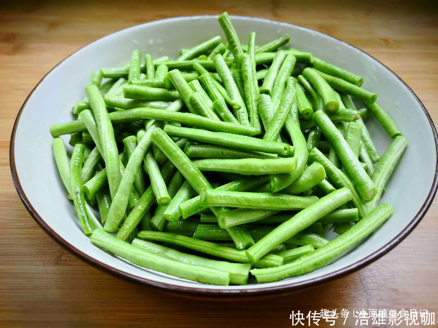  孩子|7月这菜正当季，2块钱一斤，钙含量是牛奶的3倍，尤其多给孩子吃