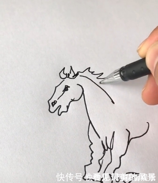 画笔|美术生用圆珠笔作画,被质疑不尊重艺术,看到成品后跪服