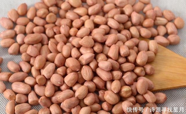 花生米|清炒花生米吃起来要酥脆,能掌握这5种技巧,炒出来的花生米好吃